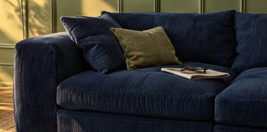 Como escolher um sofá para a sala: forma, medidas, enchimento e tecido