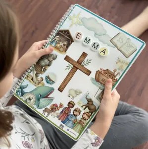 Bíblia interativa personalizada para crianças com velcro (A4) – 17 histórias bíblicas essenciais
