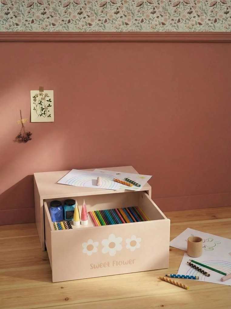 Mesa de atividades com baú de arrumação rosa