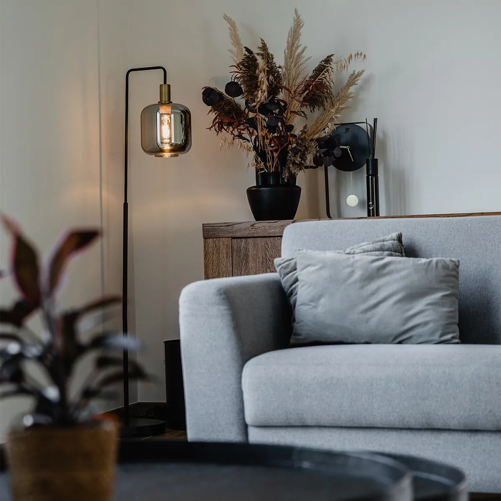 Candeeiro de pé design preto com dourado e vidro fumê - Zuzanna