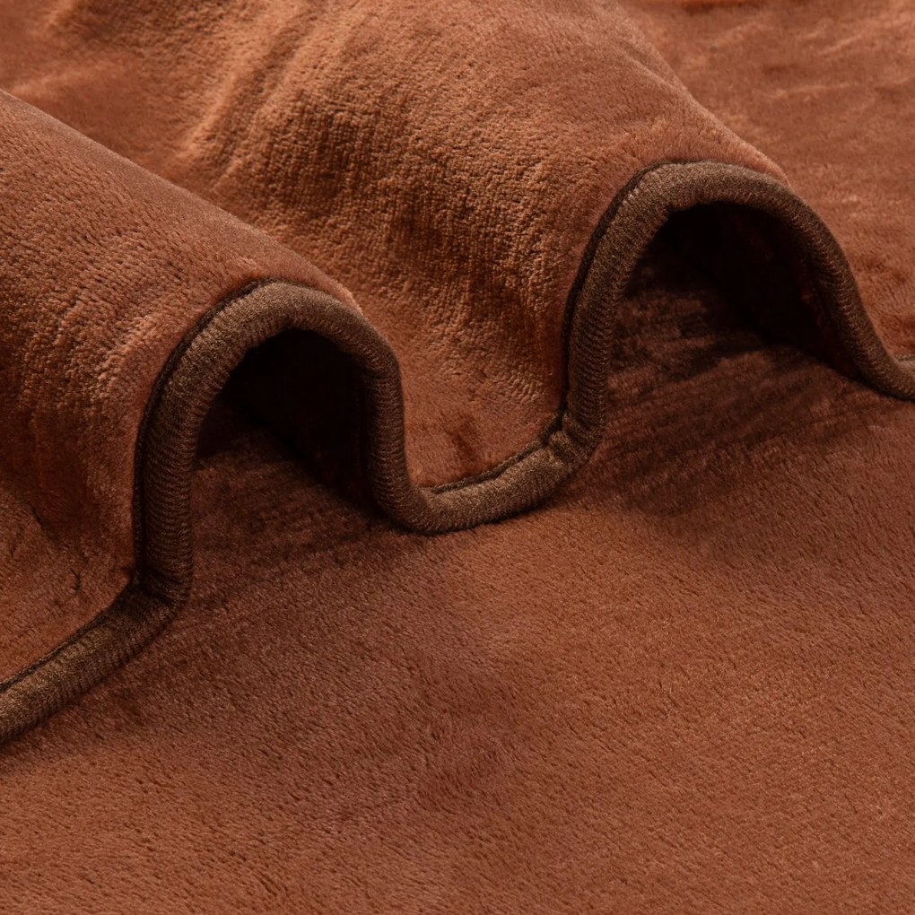 Manta aquecida Coral Fleece 180 x 130 cm Castanho