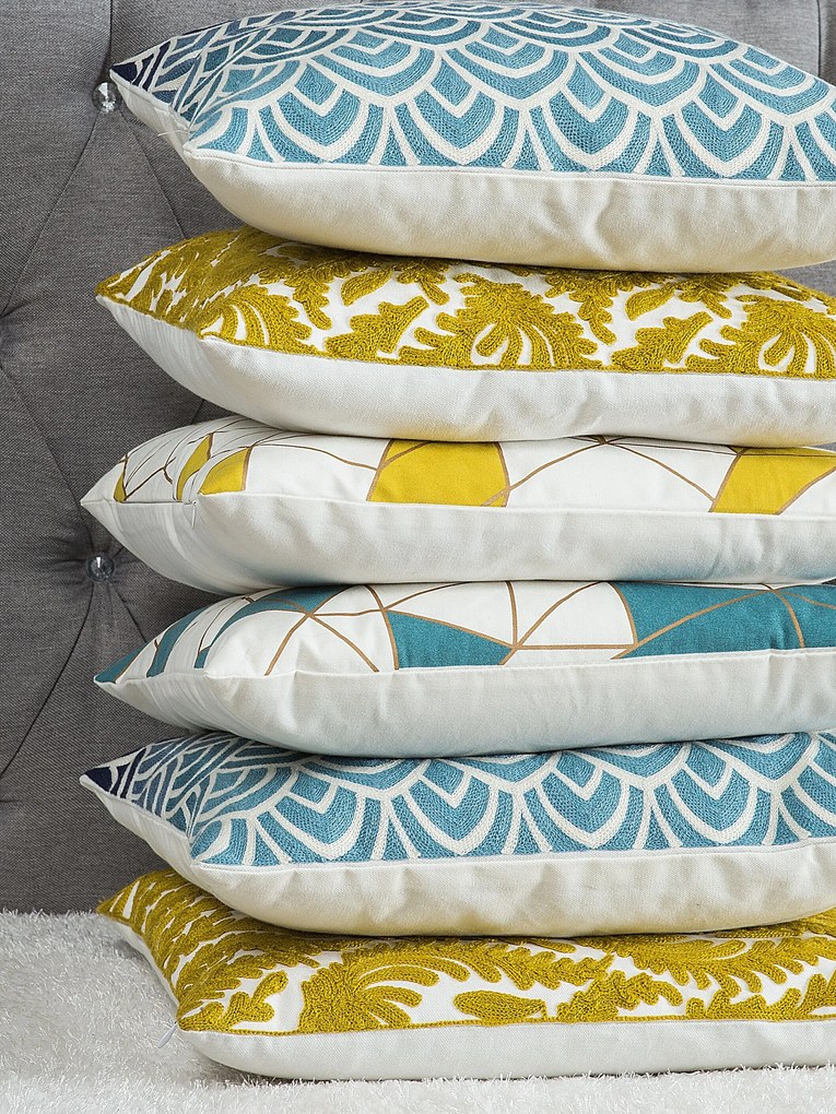 Conjunto de 2 almofadas decorativas em algodão azul 45 x 45 cm NIGELLA Beliani