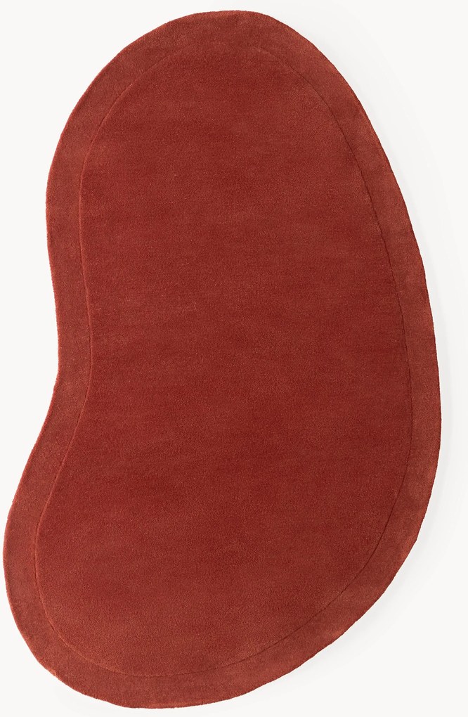 Tapete de lã artesanal com forma orgânica Kadey