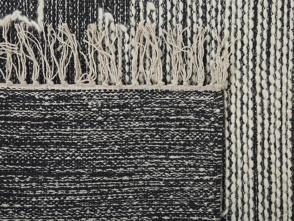 Tapete de algodão preto e branco 140 x 200 cm ARBAA Beliani