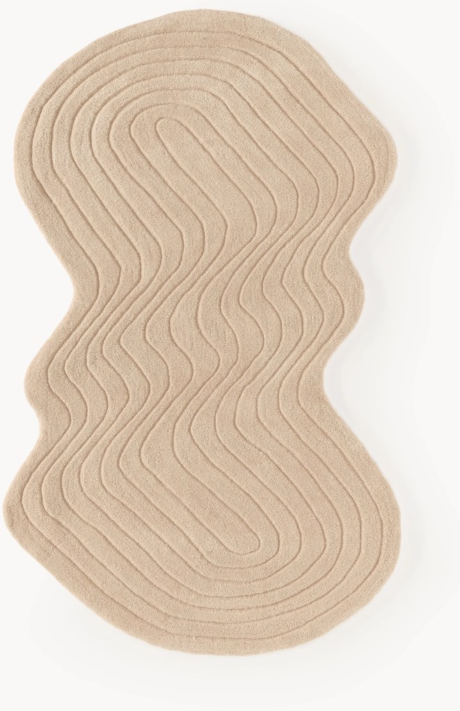 Tapete em lã artesanal com forma orgânica Aliza