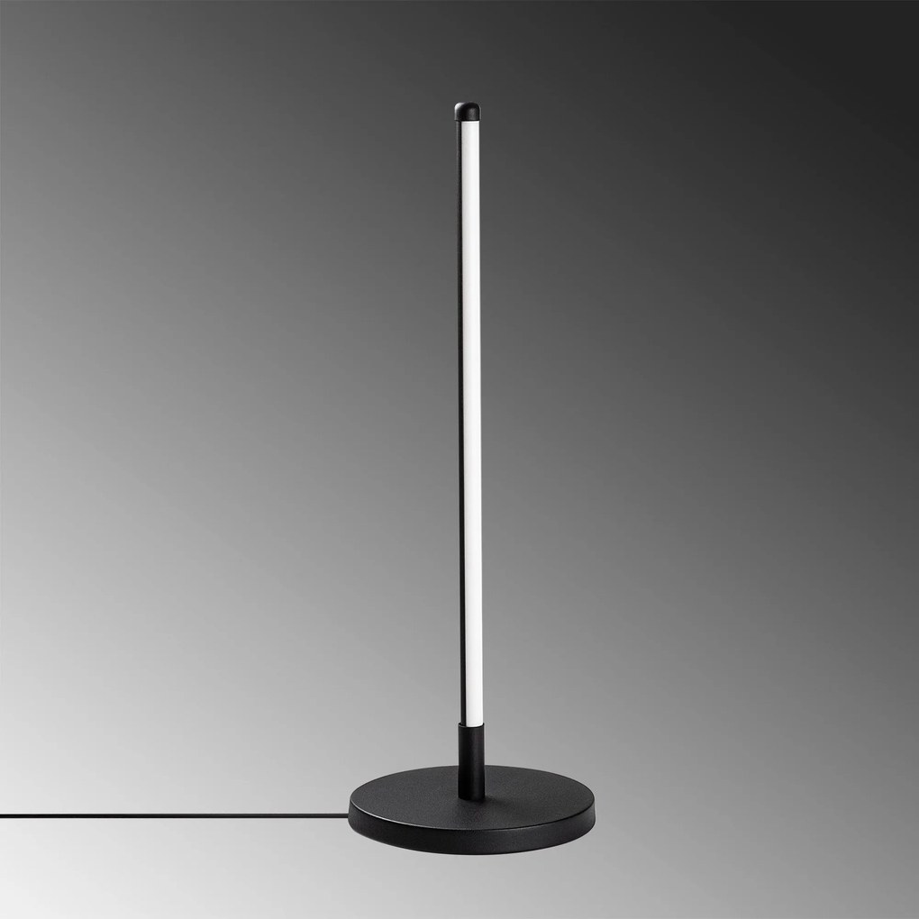 Candeeiro de Mesa Only – Preto – Diâmetro 18 cm Altura 51 cm
