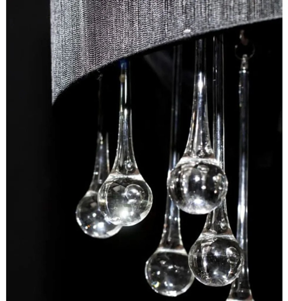 Candelabro preto com 85 cristais