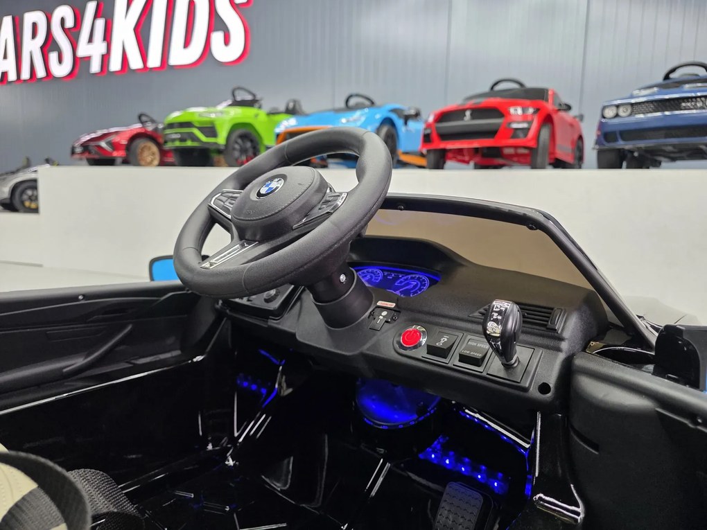 Carro elétrico para crianças BMW M5 24V Pneus EVA, Assento de couro sintético Preto metálico