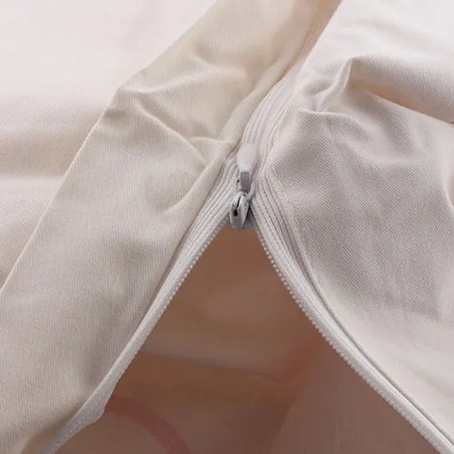 Colcha para Almofada com Tecla de Computador - Vermelho