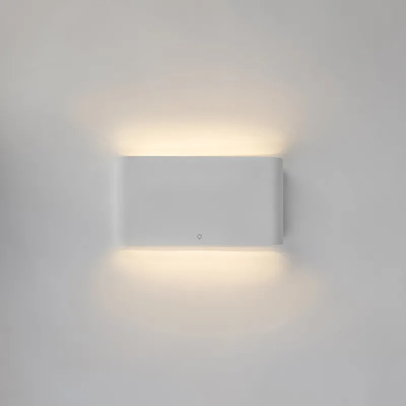 Candeeiro de parede branco 17,5 cm com LED IP65 - Batt Moderno