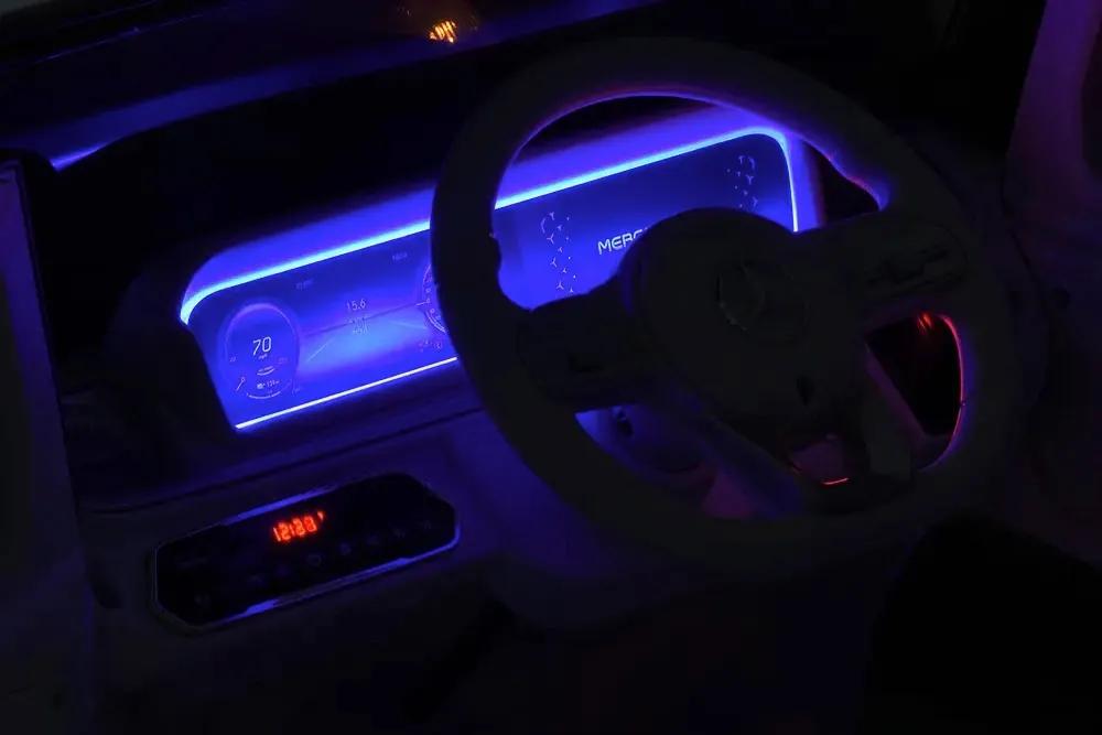 Carro elétrico infantil Mercedes-Benz EQG 12v, módulo de música, Bluetooth, banco em pele, pneus de borracha EVA Branco