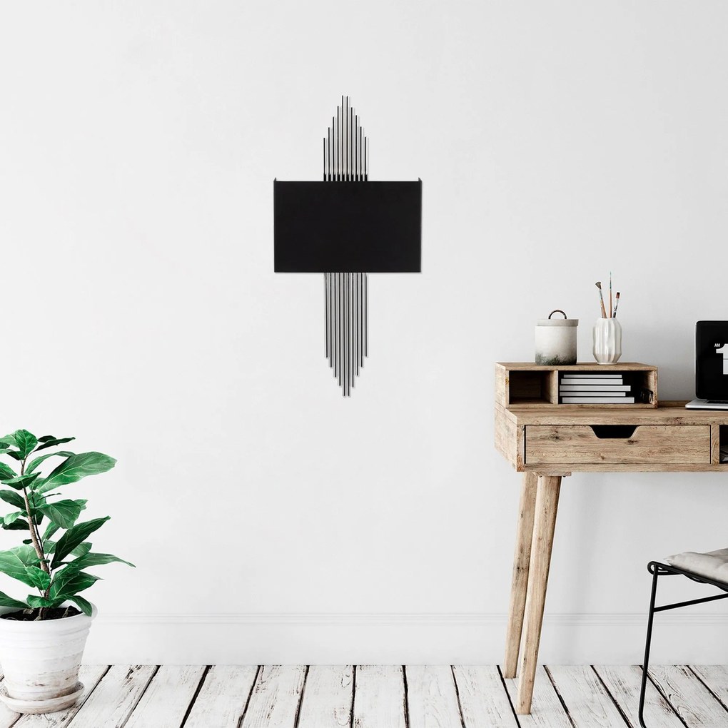 Candeeiro de Parede Modelo 614 – Preto e Prateado – 75 x 10 x 22 cm