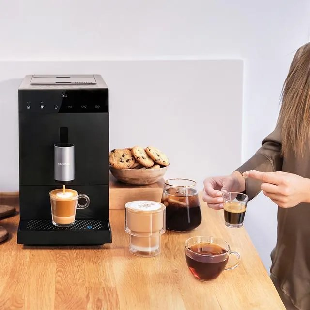 Máquina de café superautomática Cremmaet Compact