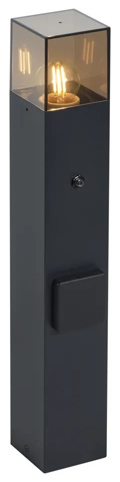 Luminária de Poste Exterior Moderna Preta com Vidro Fumado 50cm com Sensor Crepuscular IP44 - Denmark