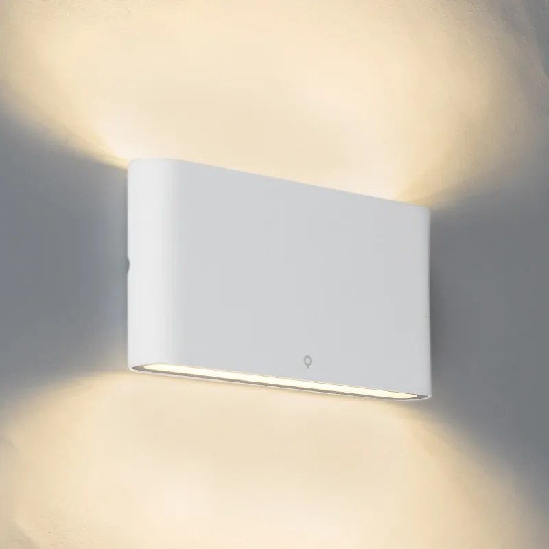 Candeeiro de parede branco 17,5 cm com LED IP65 - Batt Moderno