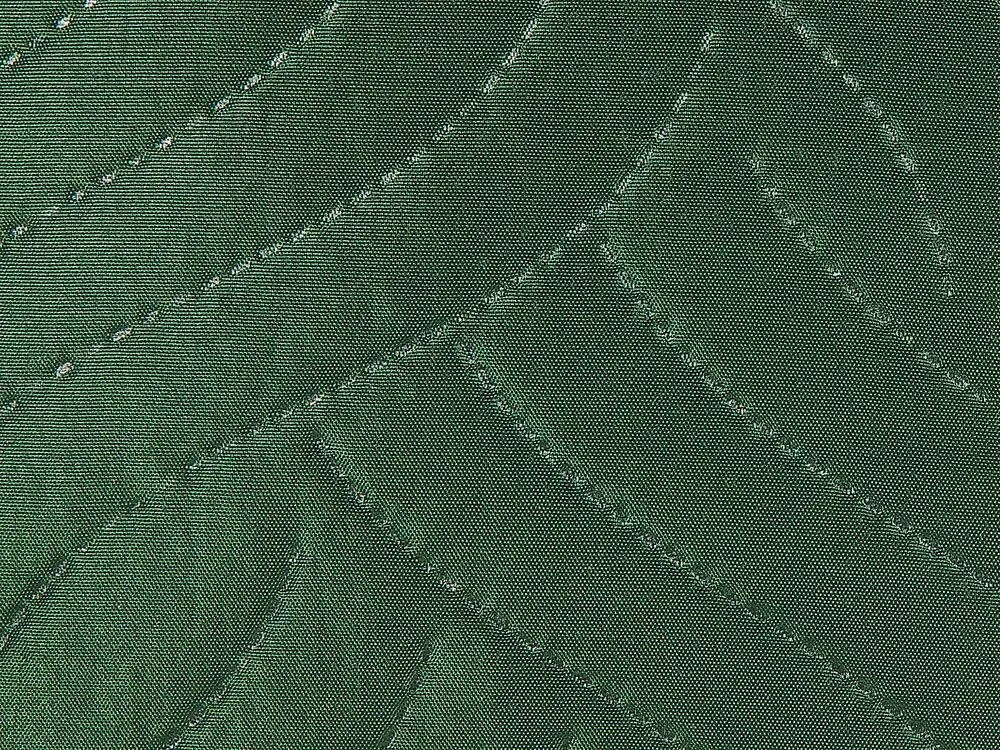 Colcha com relevo e duas almofadas verdes 220 x 240 cm BABAK Beliani