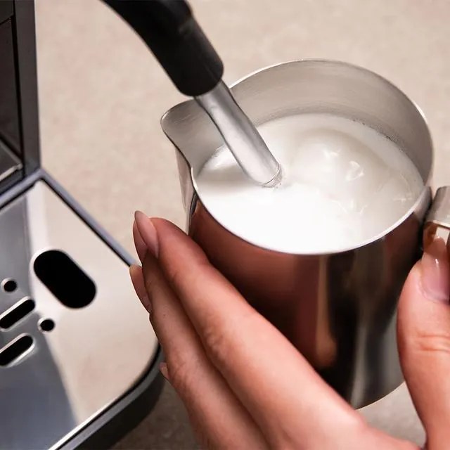 Máquina de café superautomática Cremmaet Lungo Steam