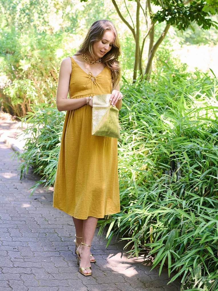 Vestido comprido gravidez e amamentação ocre
