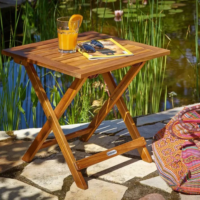 Mesa de jardim em madeira de acácia oleada 46x46 cm dobrável