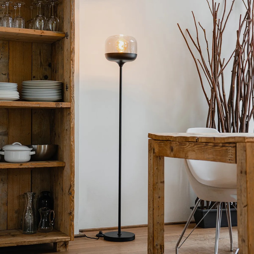 Candeeiro de pé design preto com dourado e vidro fumê - Kyan