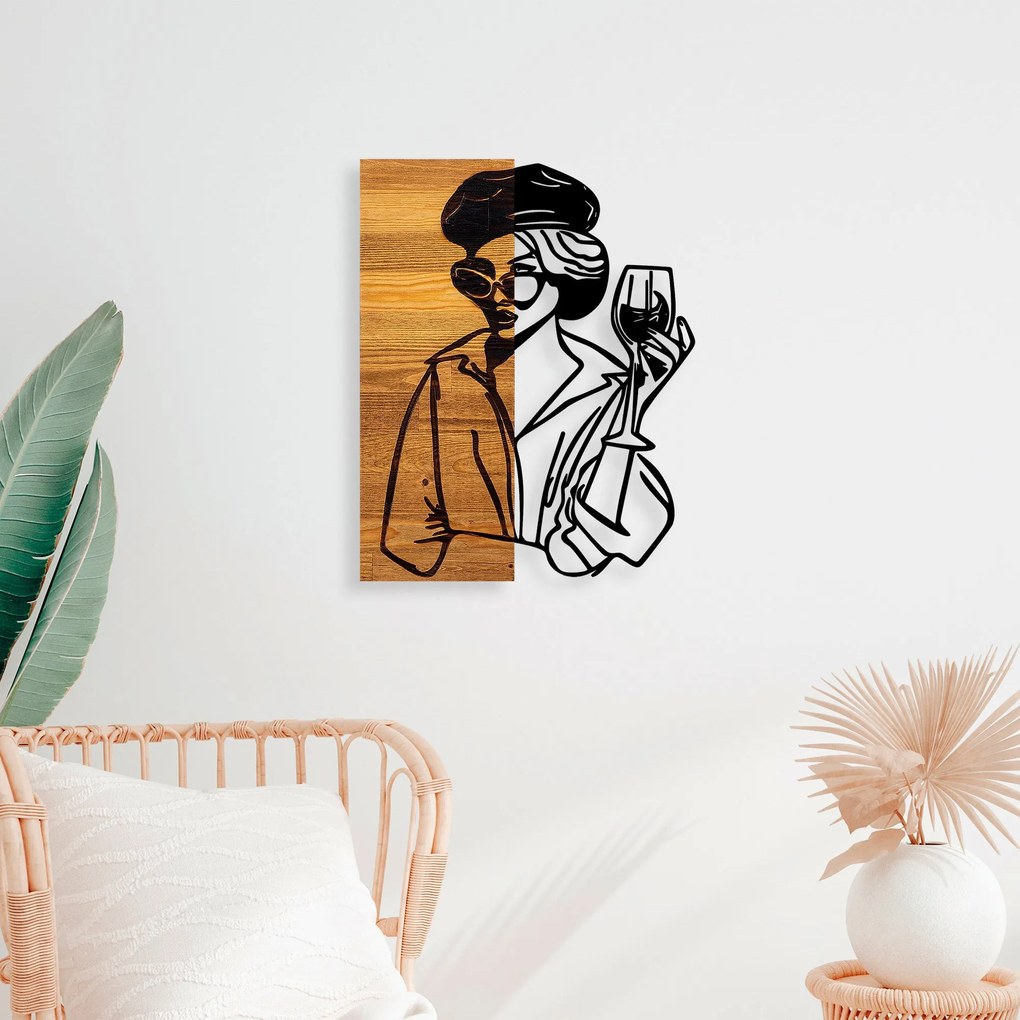 Acessório Decorativo de Parede Woman 2 – Preto e Nogueira Clara – 39 x