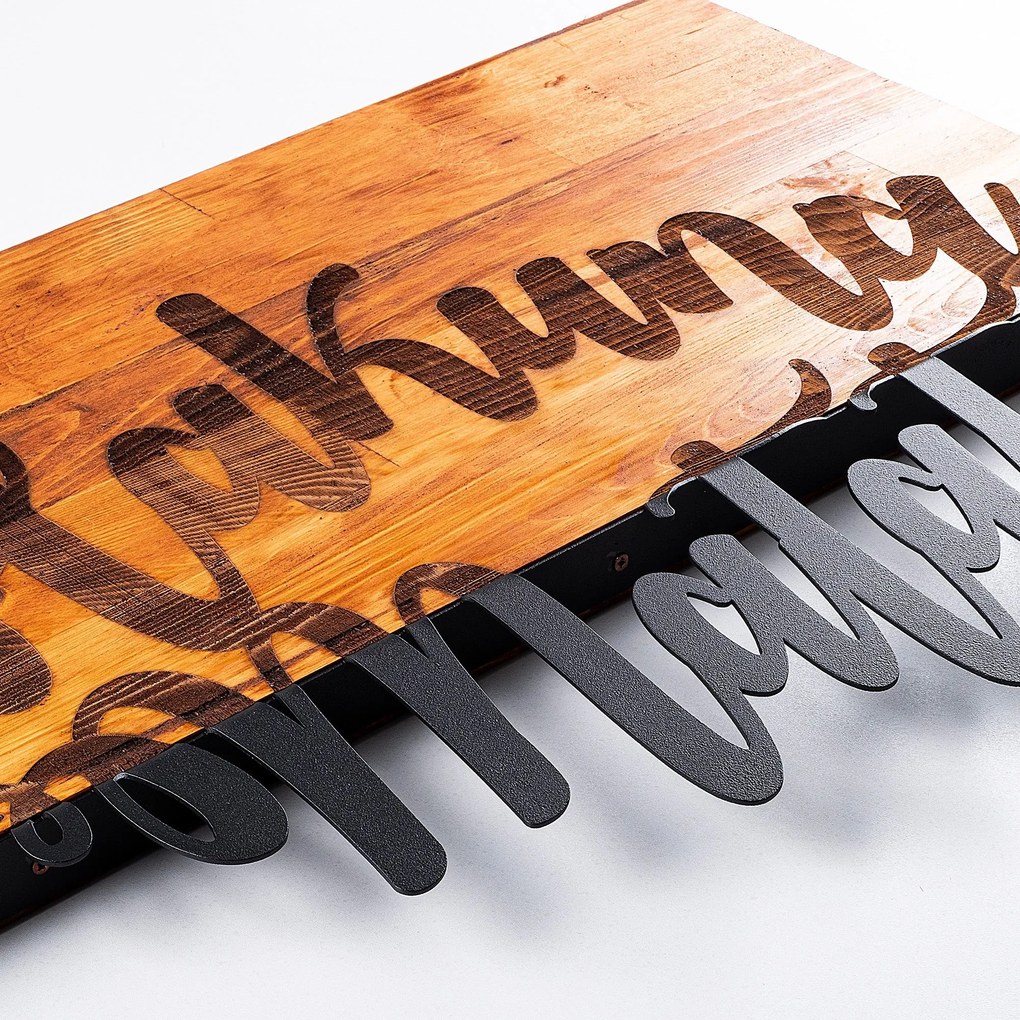 Acessório Decorativo de Parede Hakuna Matata – Nogueira e Preto – 58 x