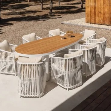 Conjunto De Mesa Oval Taneli, 260x110 Cm, Feito De Alumínio E Madeira De Teca, E 8 Cadeiras De Jardim Sophie, Feitas De Alumínio Gardénia Branco -