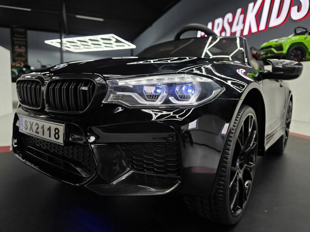 Carro elétrico para crianças BMW M5 24V Pneus EVA, Assento de couro sintético Preto metálico