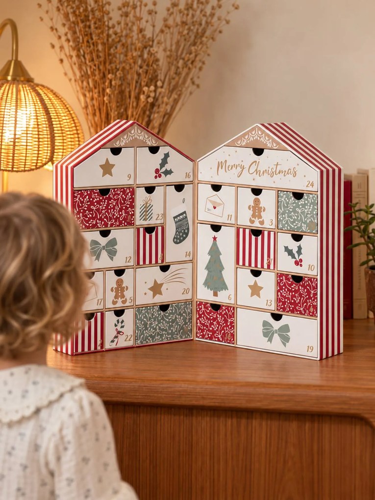 Calendário do advento em forma de casa, em cartão canela