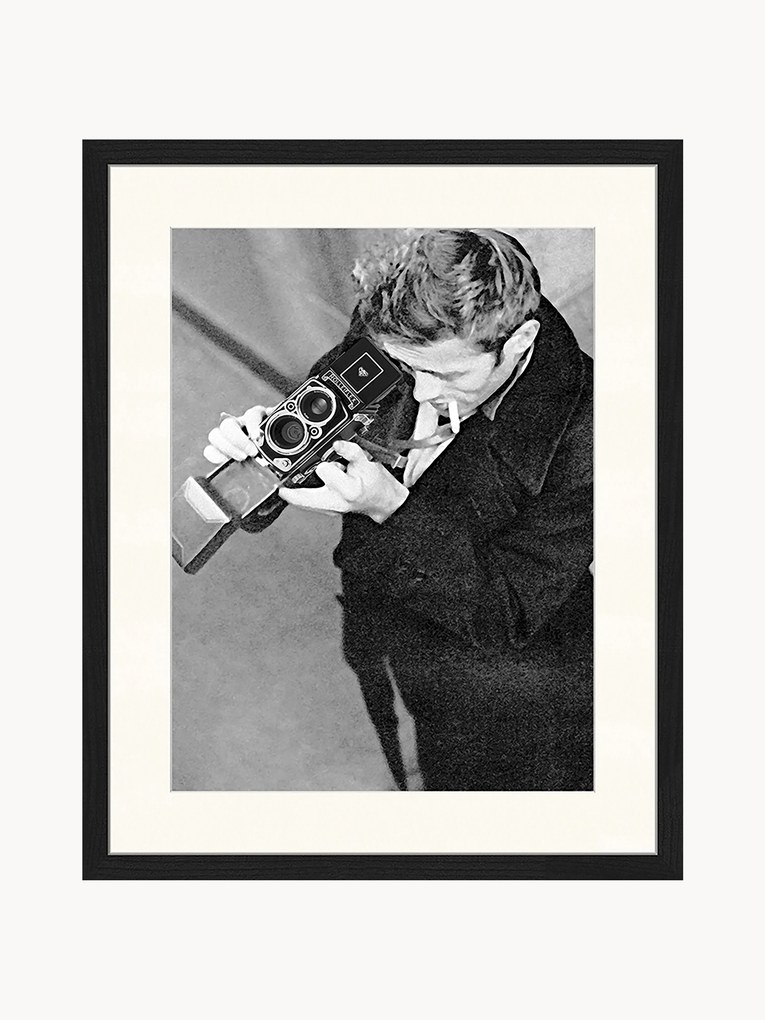 Fotografia emoldurada James Dean with Camera