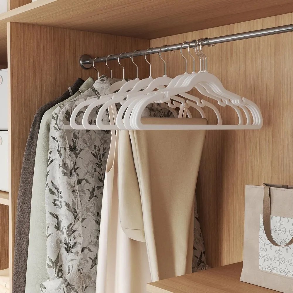 Conjunto de 50 cabides Cabides de veludo antiderrapantes brancos