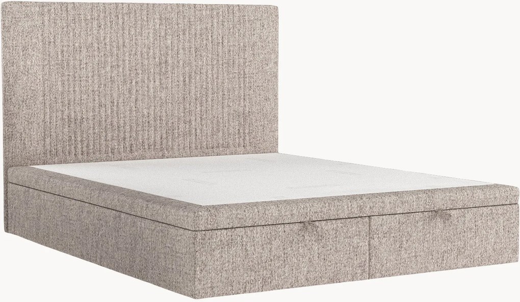 Cama estofada artesanal com arrumação Mavel
