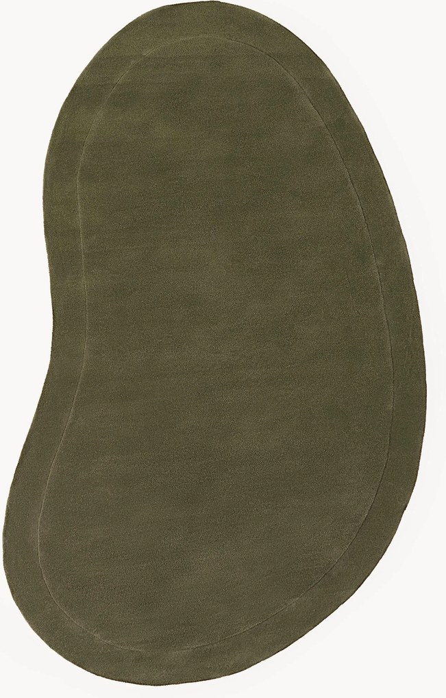 Tapete em lã artesanal com forma orgânica Kadey