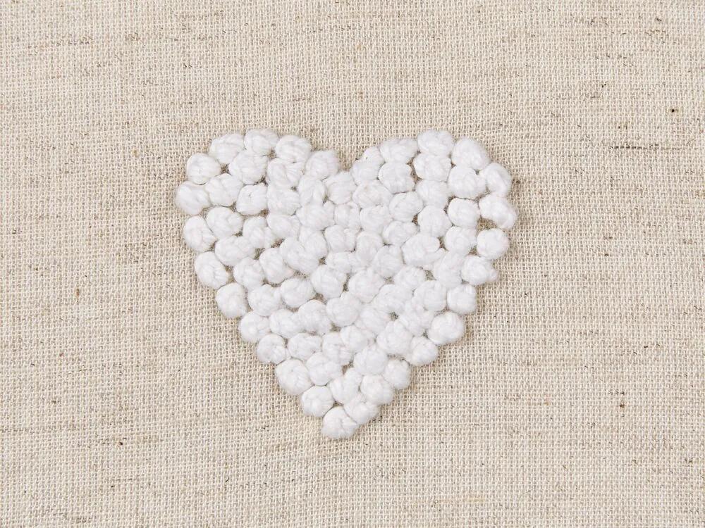 Conjunto 2 almofadas decorativas padrão de corações em algodão creme 30 x 50 cm GAZANIA Beliani