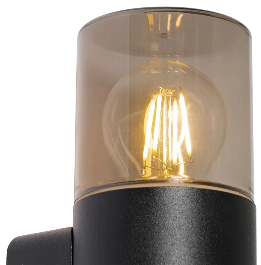 Candeeiro de parede exterior moderno preto com cúpula em fumo IP44 - Odense