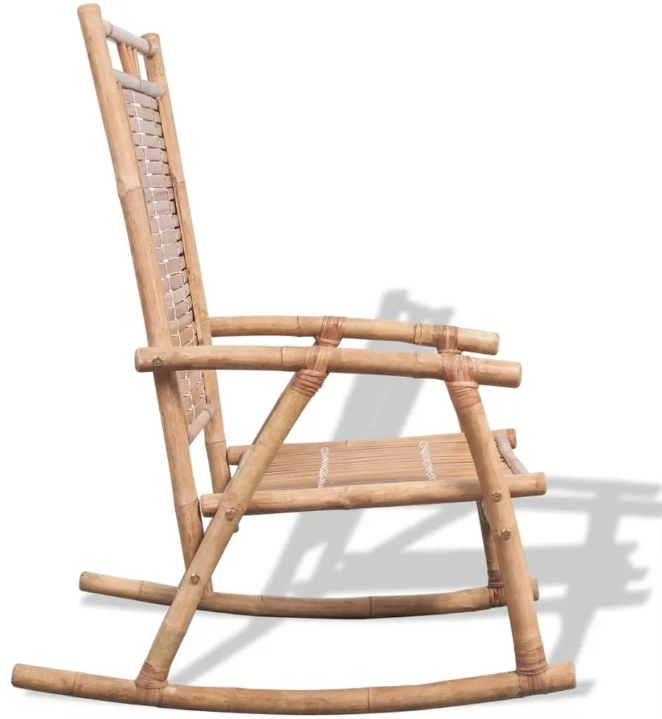 Cadeira de balanço de bambu