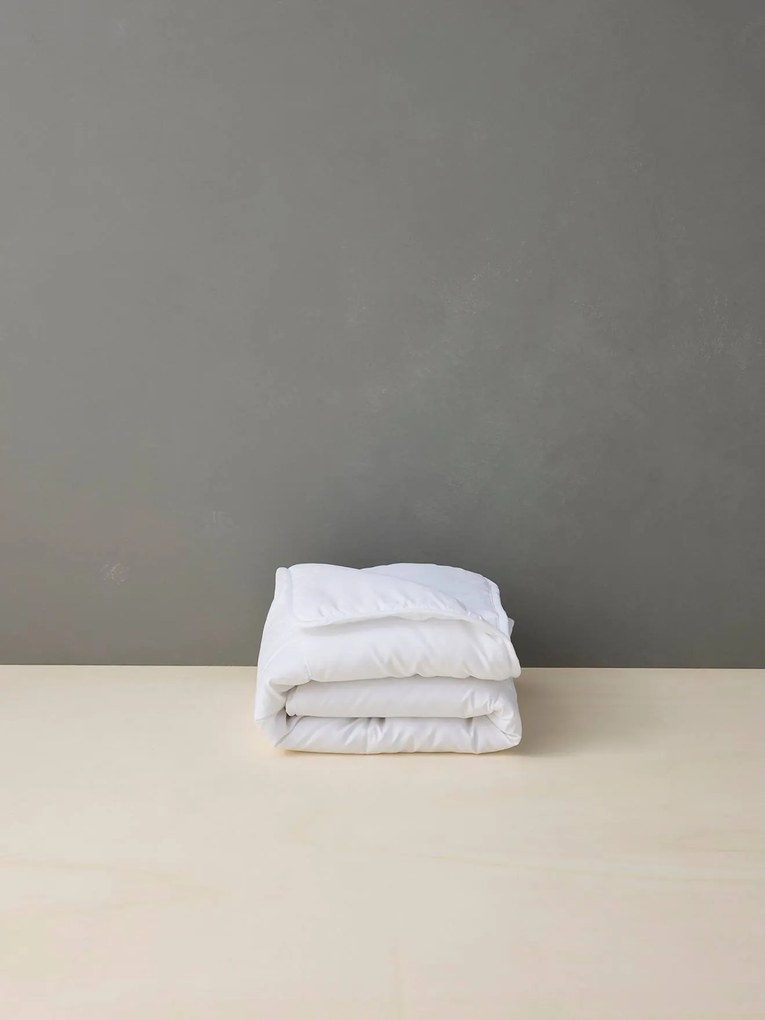 Edredon microfibra antiácaros, com tratamento Sanitized®, para bebé branco
