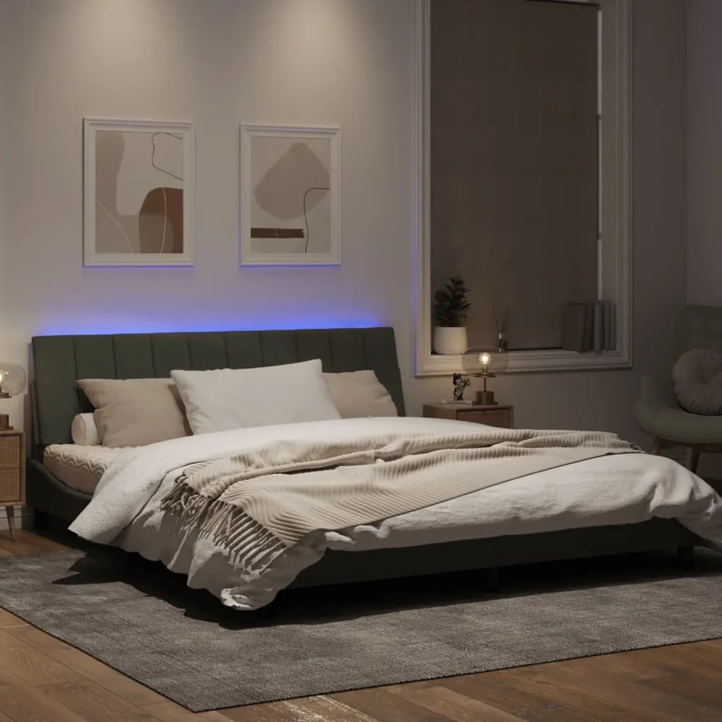 Estrutura de cama c/ luzes LED 180x200 cm veludo cinzento-claro