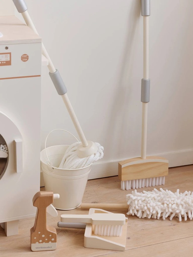 Grande conjunto de limpeza em madeira FSC®  branco