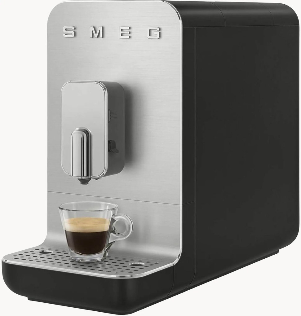 Máquina de café com sistema de leite integrado Compact