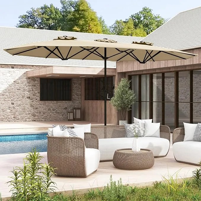Guarda-sol duplo Grande 4,5 x 2,6 m com base com sacos de areia emanivela, 12 varas sólidas, altura 2,43 cm, para piscina ou jardim, bege