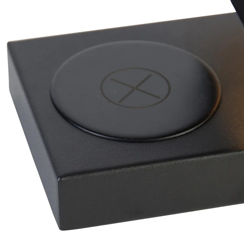 Candeeiro de mesa preto com abajur preto com toque e carregador por indução - Romina Moderno