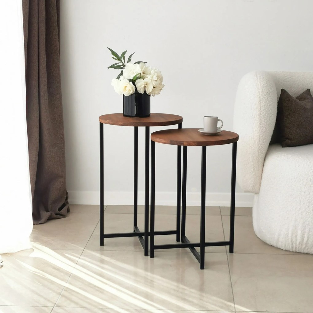 Mesa de Centro Neta – Carvalho – Grande: 35x55x35 cm / Pequena: 35x50x