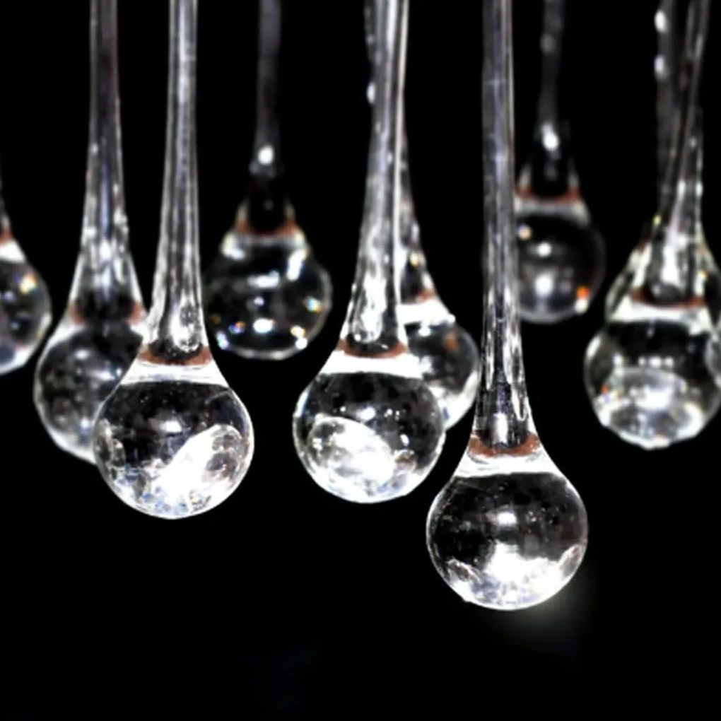 Lustre com 85 cristais branco