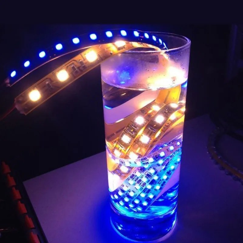 Fita LED monocolor SMD3014, DC24V, 5m (60 Led/m), 30W, IP68 à prova d'água, Branco Frio