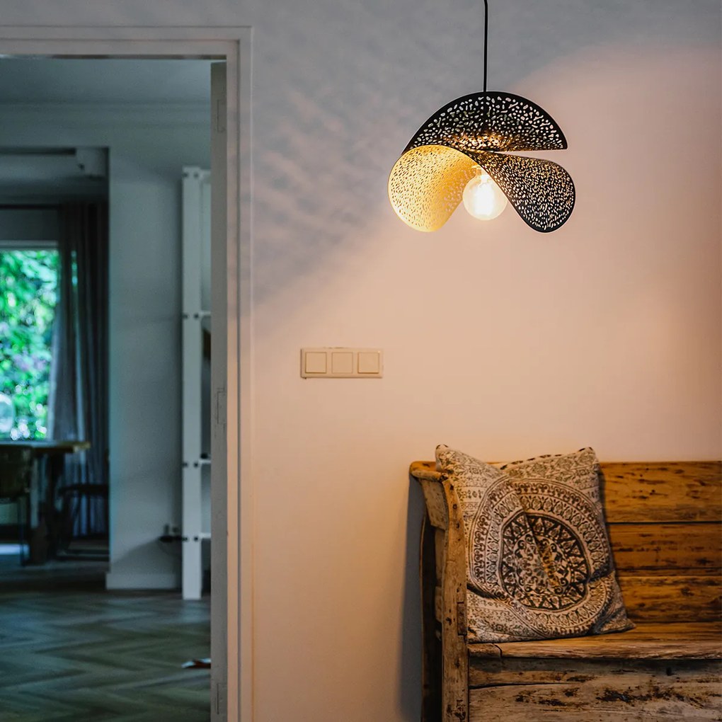 Candeeiro de suspensão oriental preto com dourado 28 cm - Japke