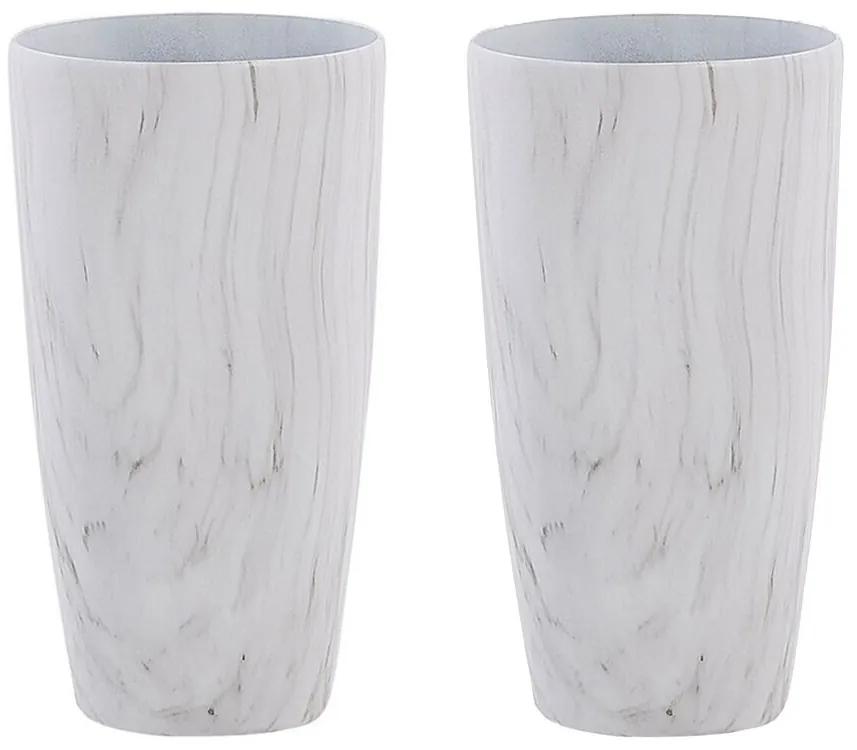 Conjunto de 2 vasos para plantas com efeito de mármore branca 32 x 32 x 58 cm LIMENARI Beliani
