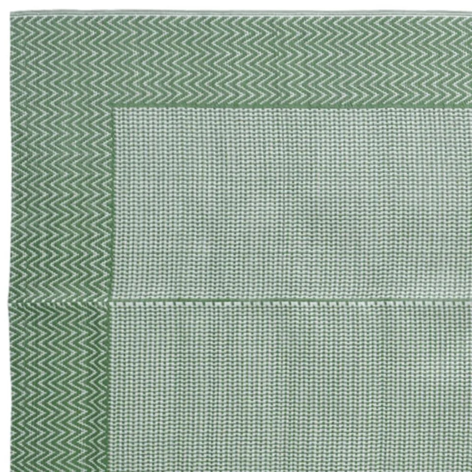 Tapete de exterior 140x200 cm ARAKIL PP verde