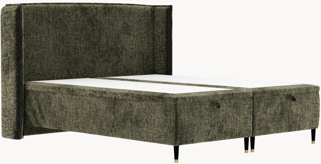 Cama estofada em chenille artesanal com arrumação Ritual