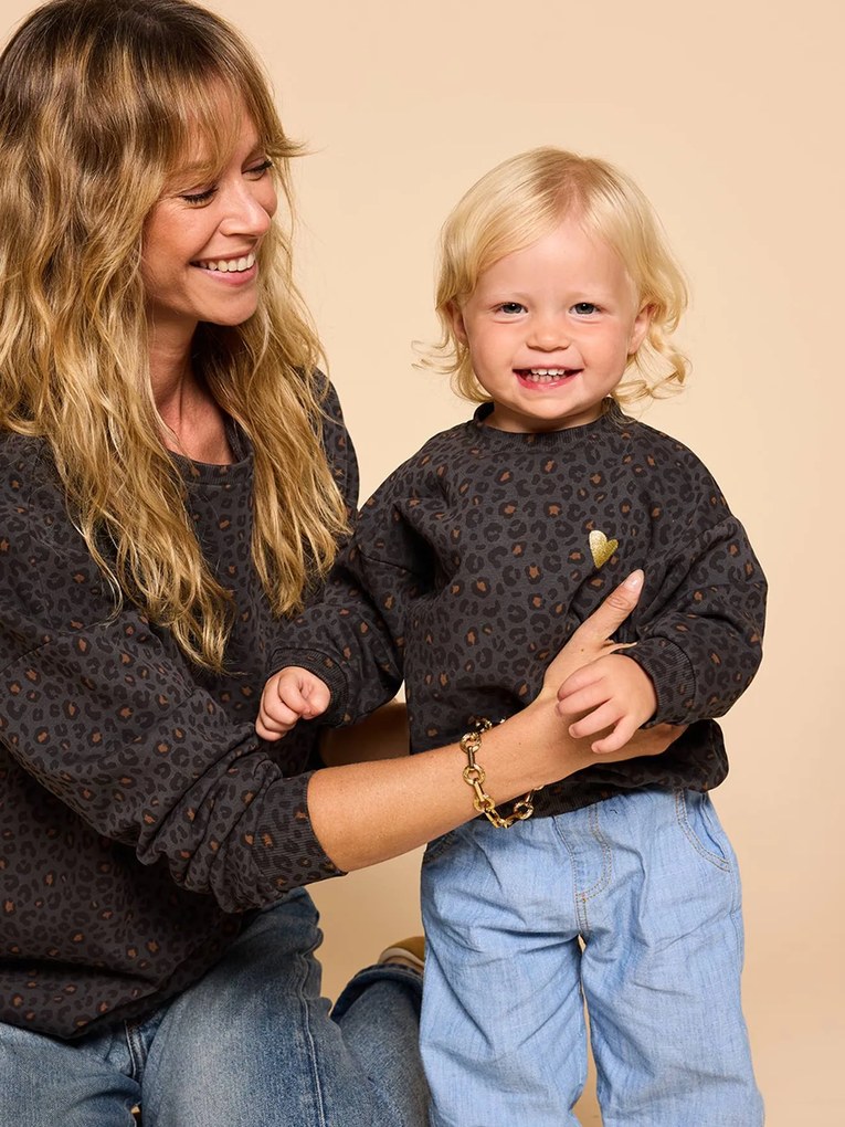Camisola com estampado de leopardo e coração para bebé, coleção cápsula mãe/filha, da ENVIE DE FRAISE cinza escuro